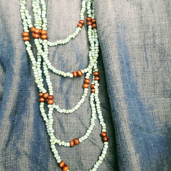 VTG Southwest Turquoise Wood Bead Layered Necklace - Picture 4 of 9